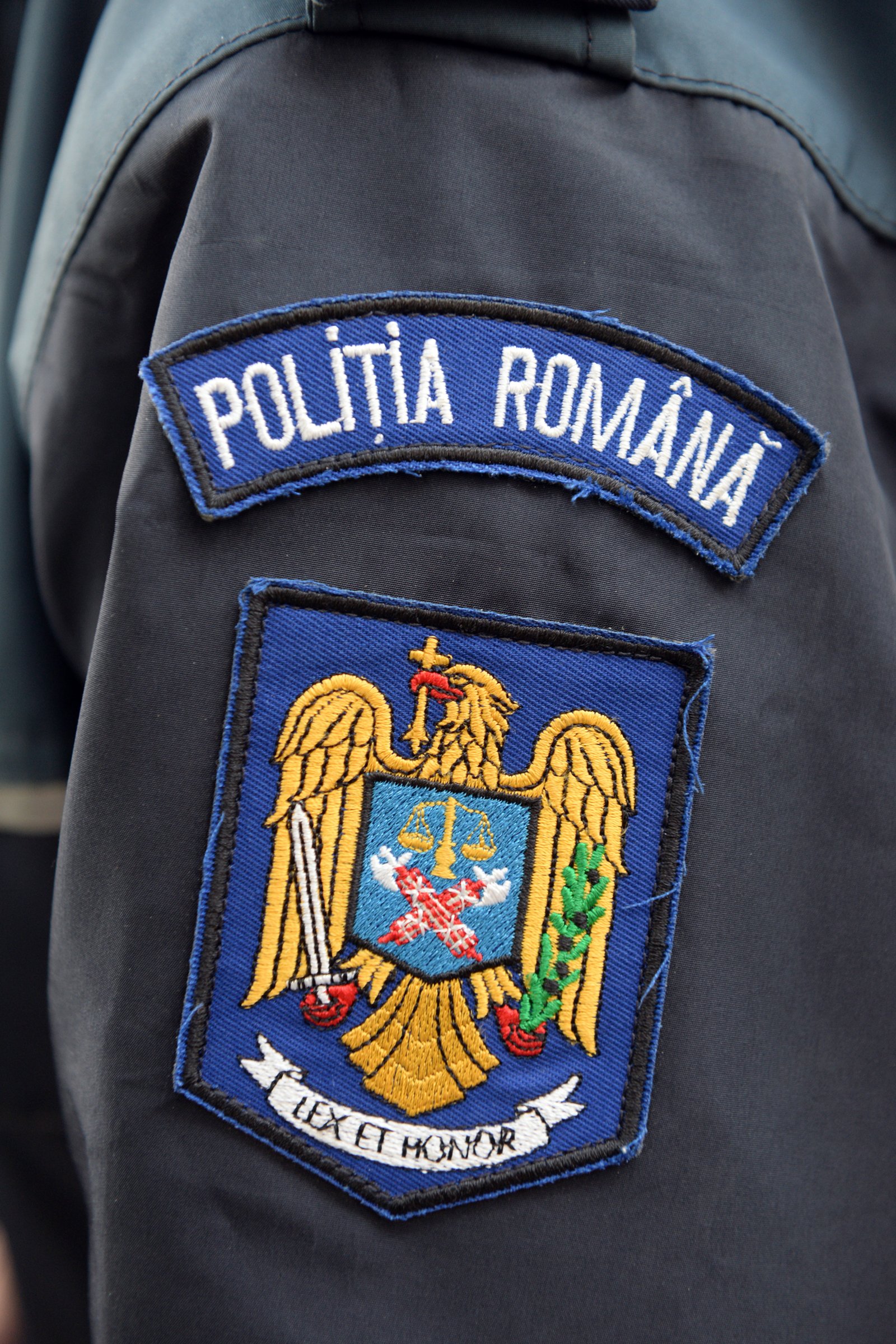 román rendőrjelvény