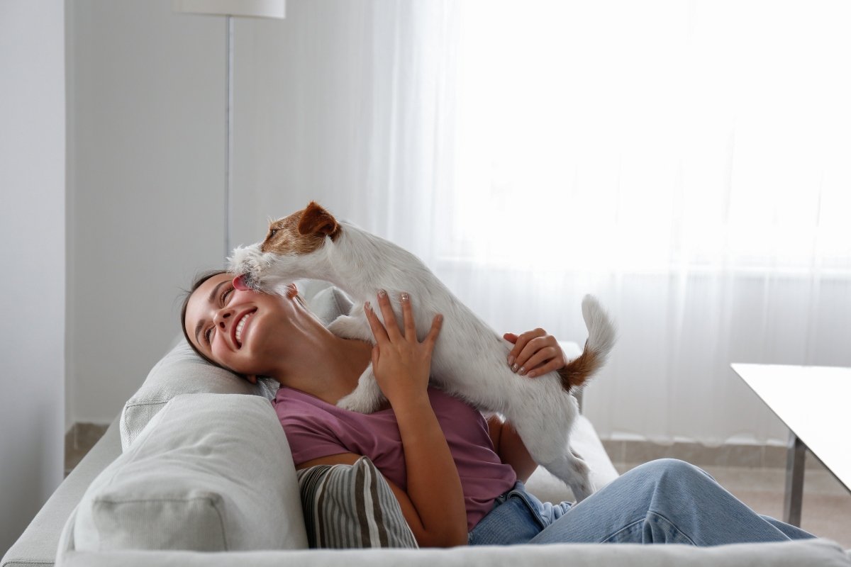 boldog ölelés