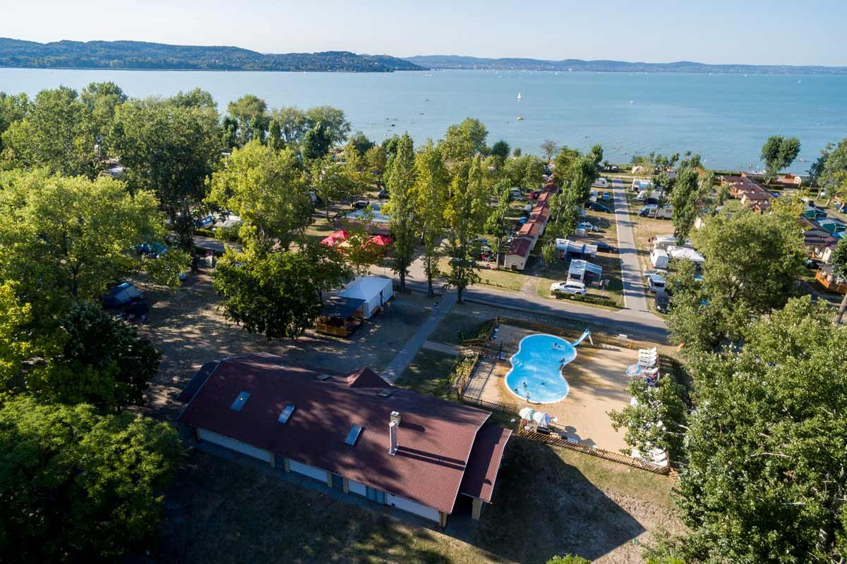 we-love-balaton-cikk-zamardi-mirabella-camping-drone