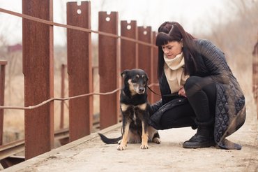 félős kutya gazdájával