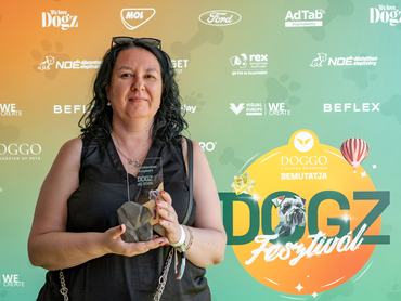 Dr. Kajó Cecília a DOGZ-díjjal